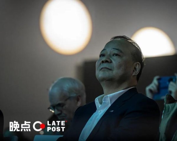 矛盾曾毓群：赌性、工程思维与世界第一的诞生