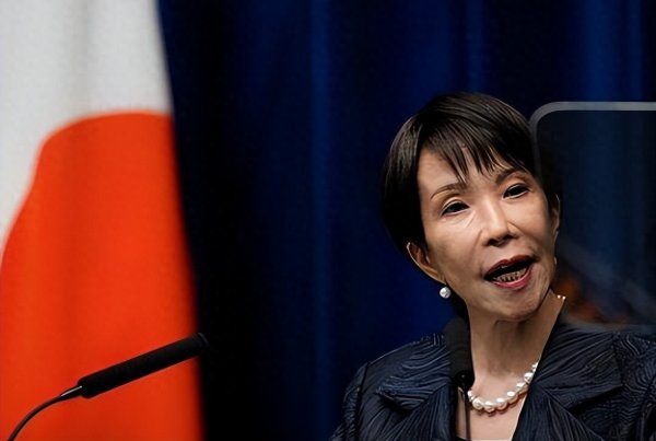 日本果然按捺不住, 高市访美回国后, 同时对大陆和台海出手
